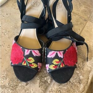 Floral Guess Heels